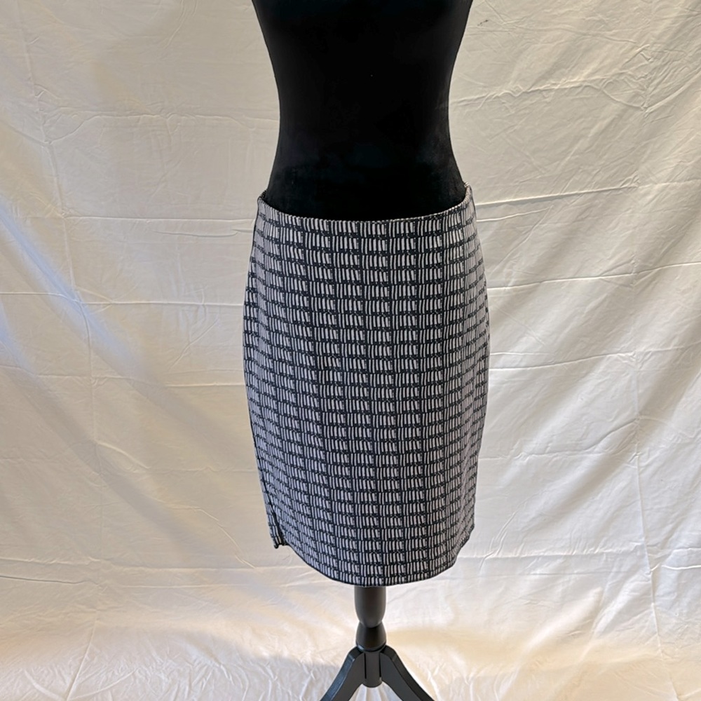 Adrianna Papell pencil skirt